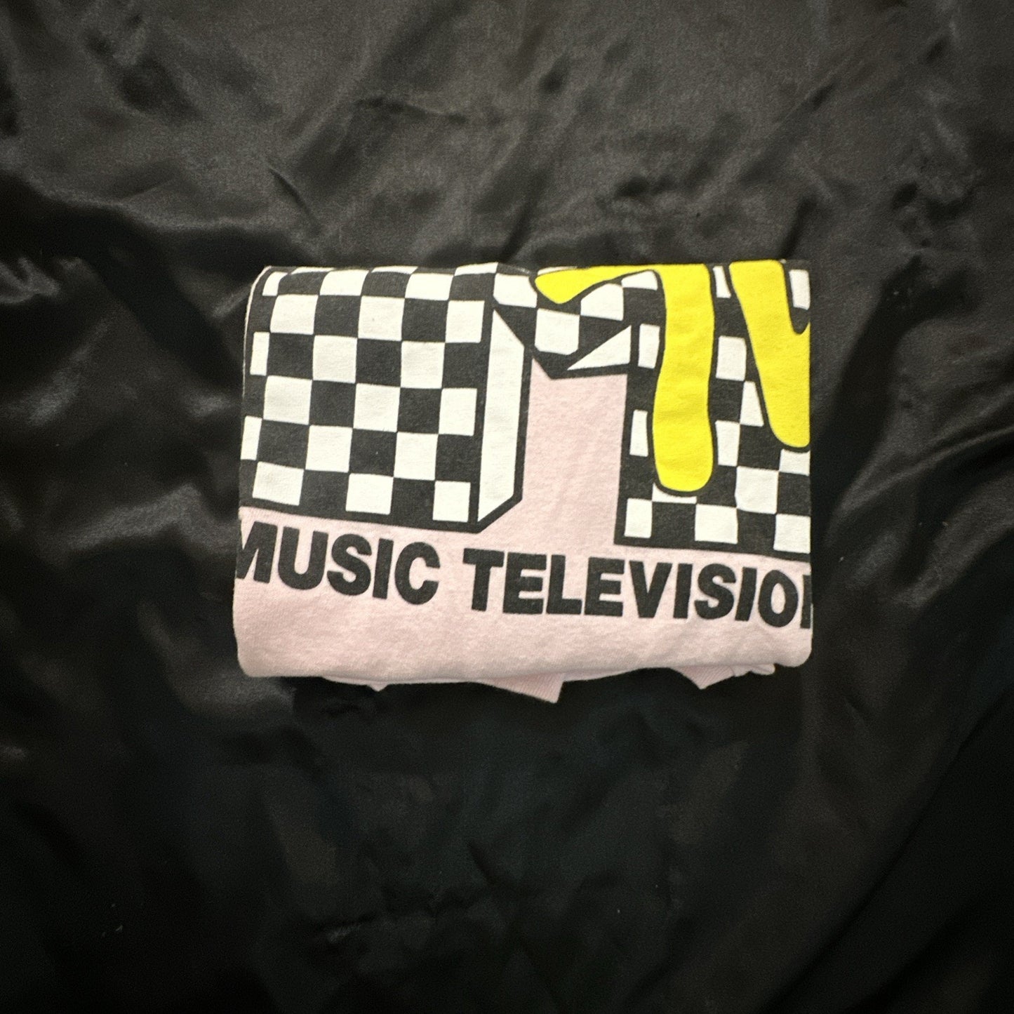 MTV Pink Checkers Long Sleeve T Shirt Womens L 21" PTP Music TV 1A17
