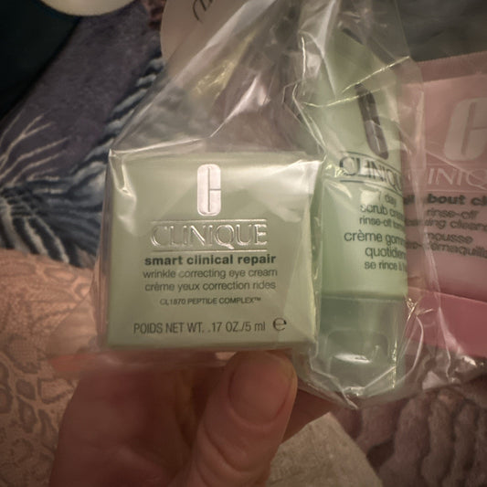 Clinique Gift Set Bag of 3 Ribbon Eye Cream Scrub Cleanser Travel Size