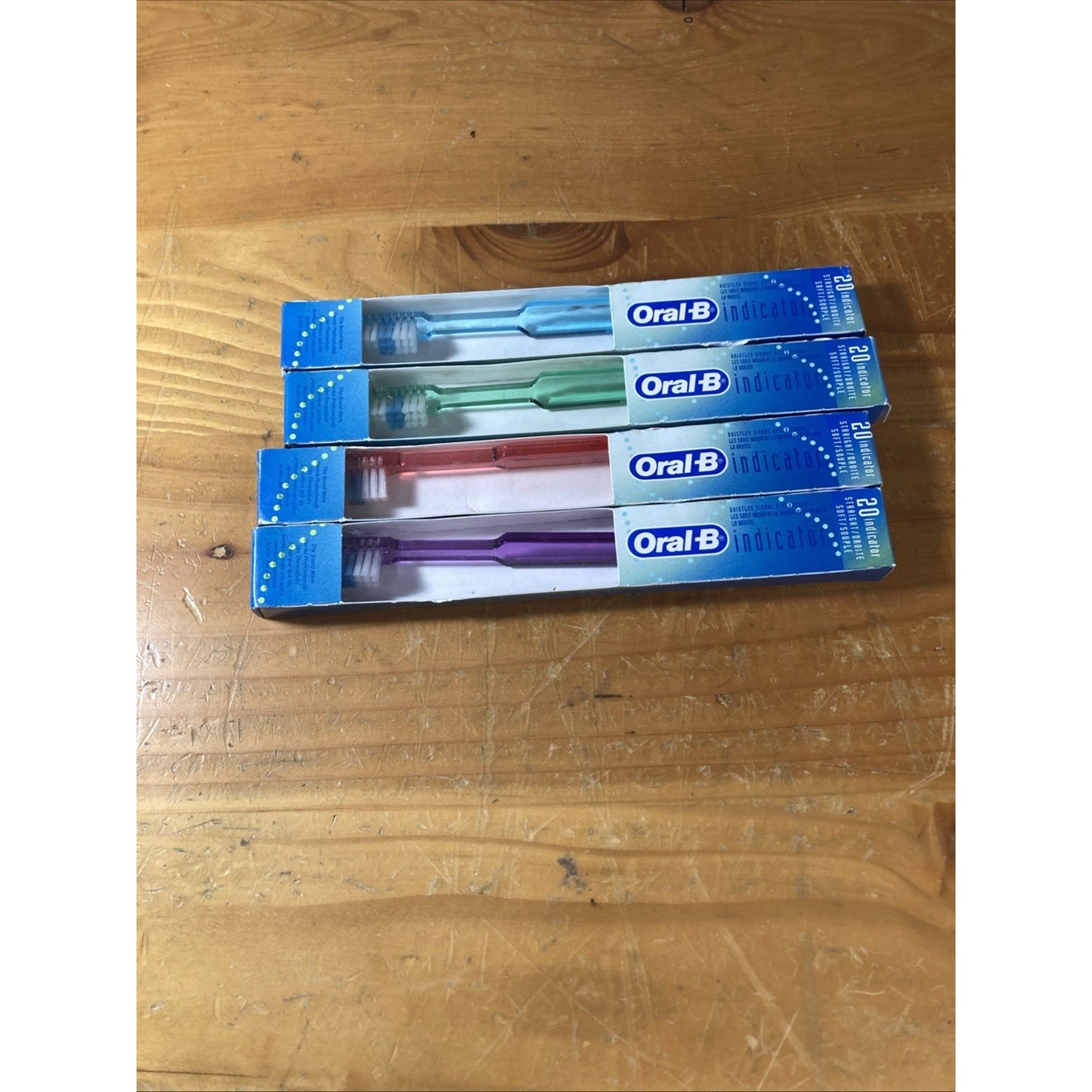 4 VTG 2005 Oral B 20 Indicator Straight Angle Compact Soft Bristles BGRP E1