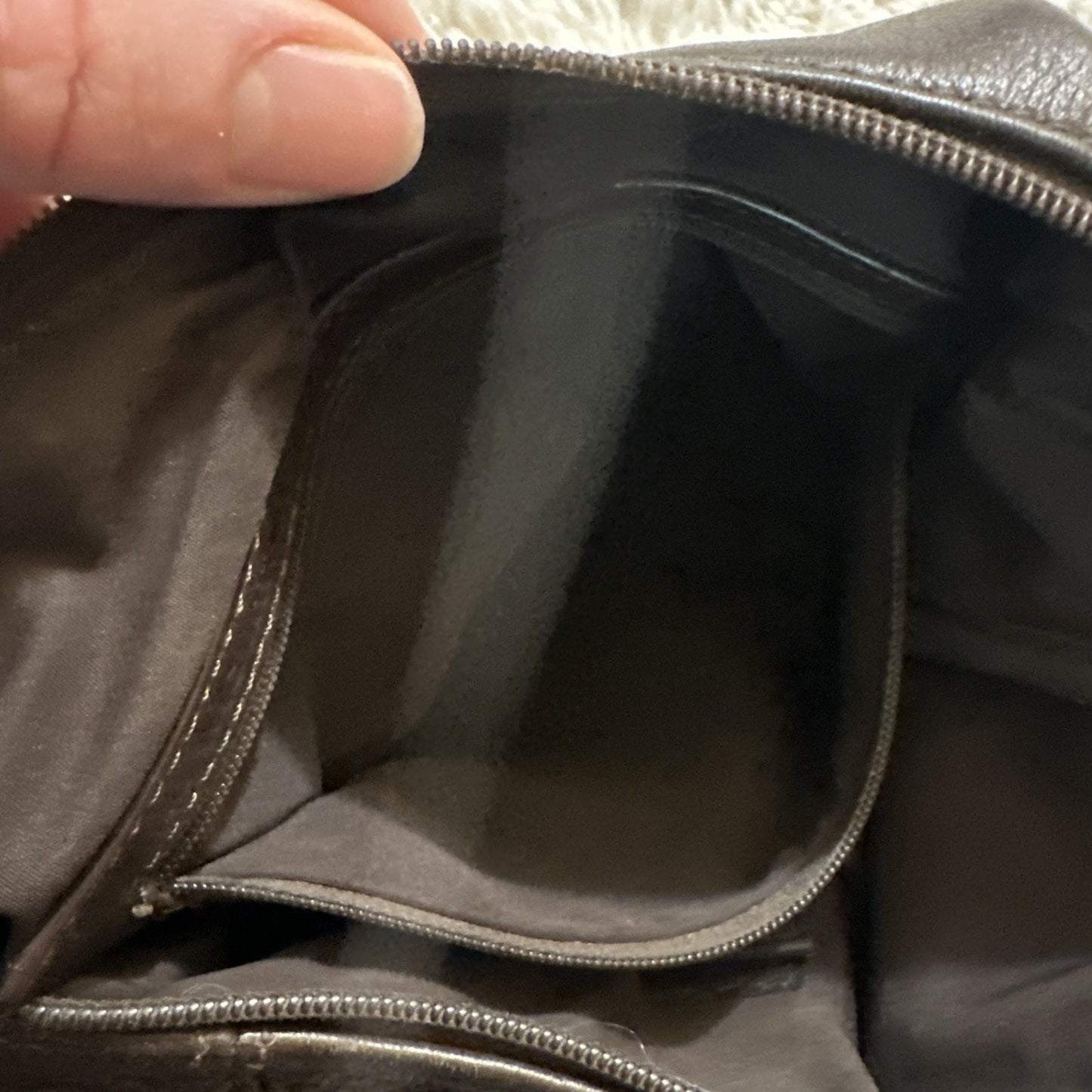 Vtg Stone Mountain Dark Brown Authentic Leather Tassle Bag Purse 8”x14”