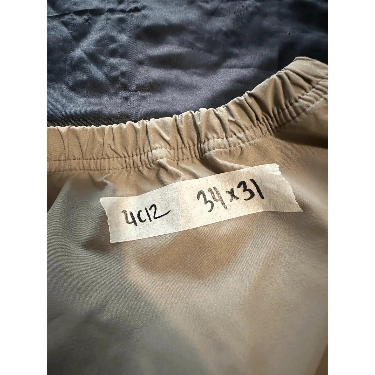 Woolrich Mens Vintage Wind Pants Size L 34x31 Tan Khaki Nylon Zip Ankle