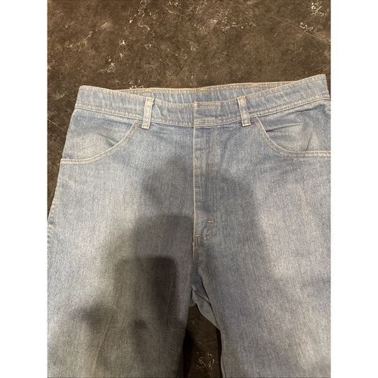 Wrangler Hero Jeans Y2K 85498LB Mens Regular Cut Lightwash Denim 36” X 30” B4
