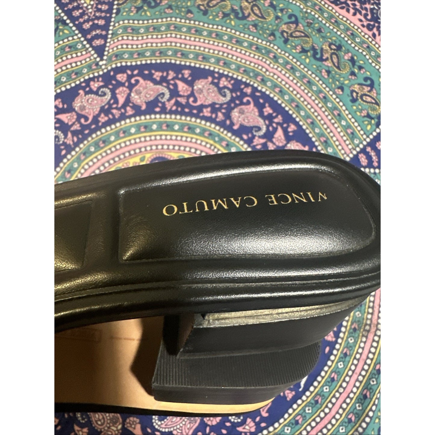 Vince Camuto Strappy Leather Slip on Sandals Gold Accents Heavy Heel Size 8.5