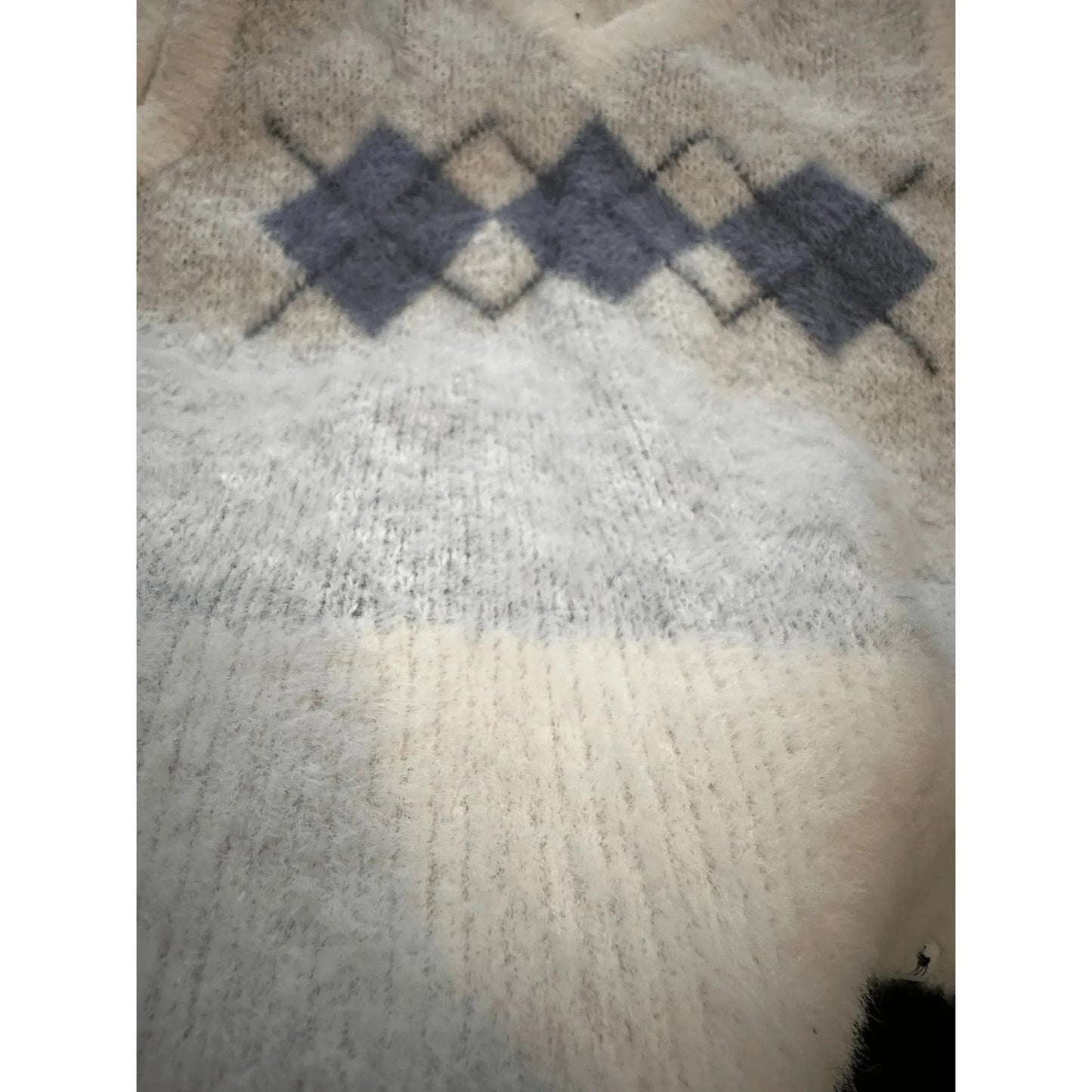 Abercrombie Kids Youth Argyle Sweater Vest Size 11/12 Gray Blue Fuzzy Knit
