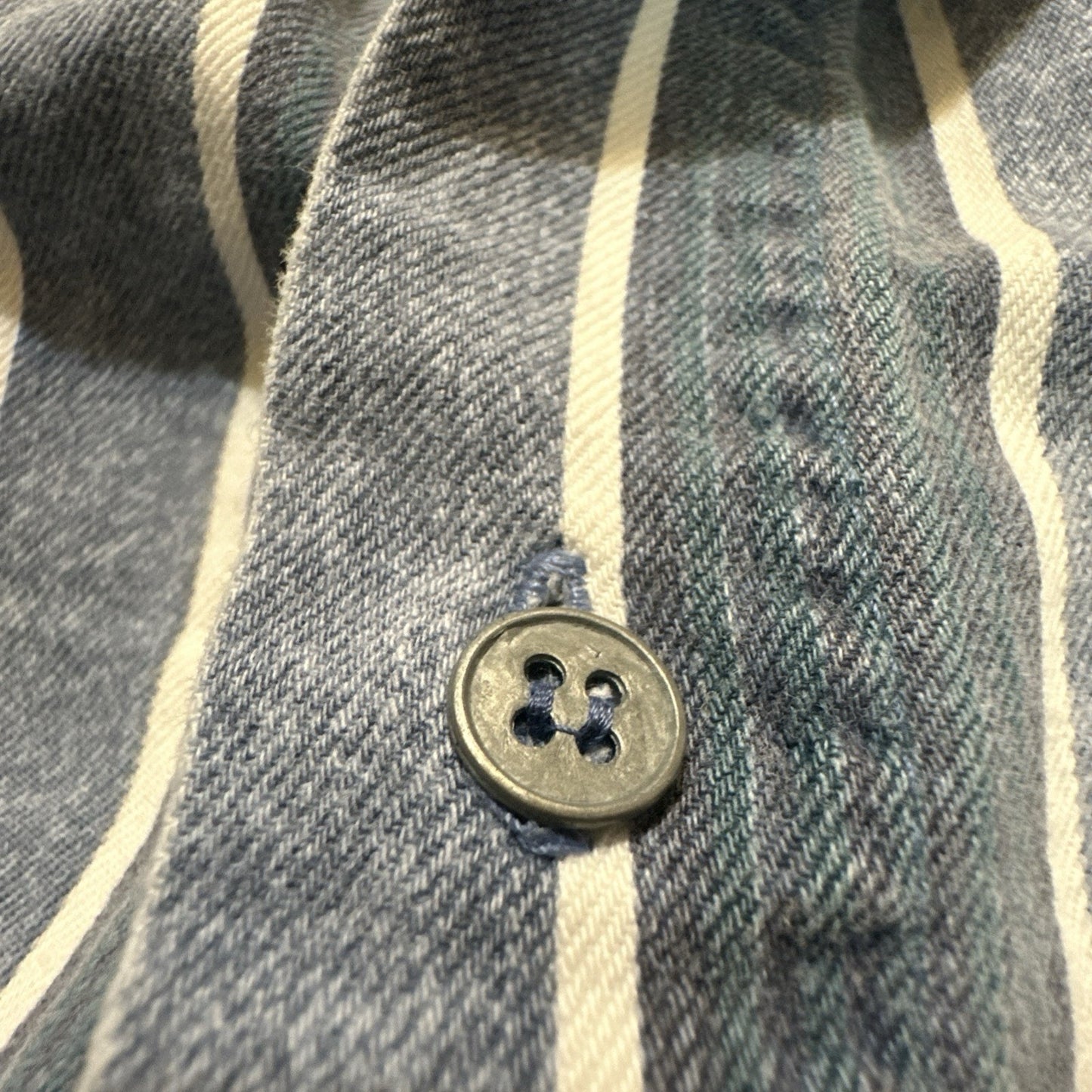 Vtg Heavy Cotton Button Down Shirt Blue Stripes L/XL 25" PTP High Quality 1A01