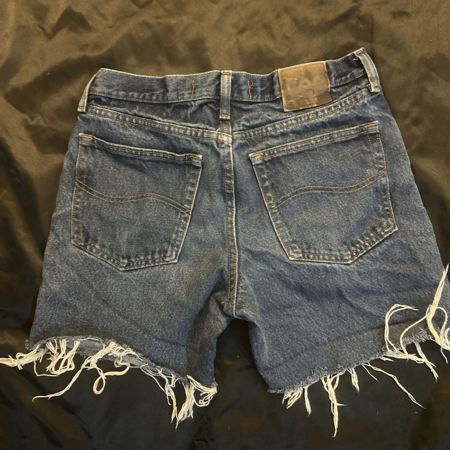 Vtg Lee Womens Denim Blue Jean Cutoff Shorts 32"W Painted Flowers Mushroom 1B21