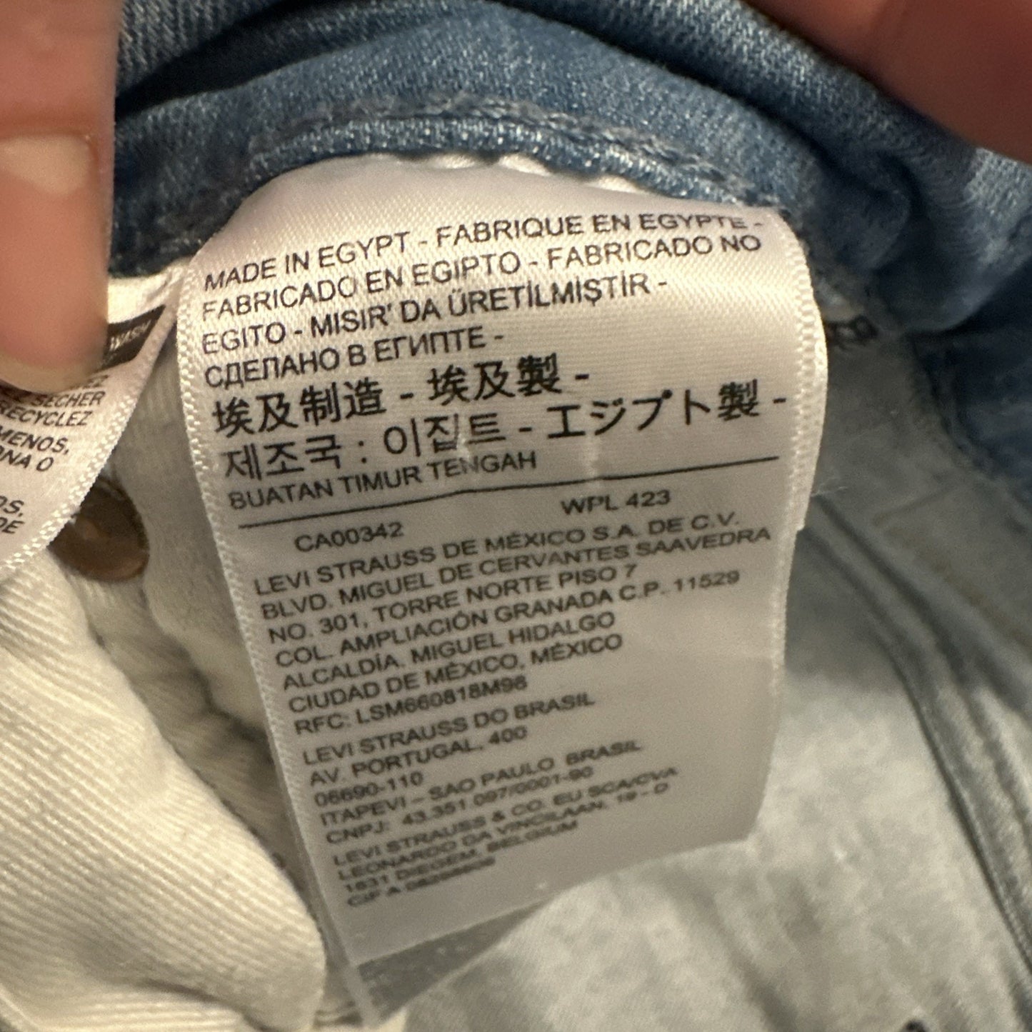 Levi's Premium Lot 512 Bermuda Cut-off Shorts 28" Waist Light-wash Denim 1B22