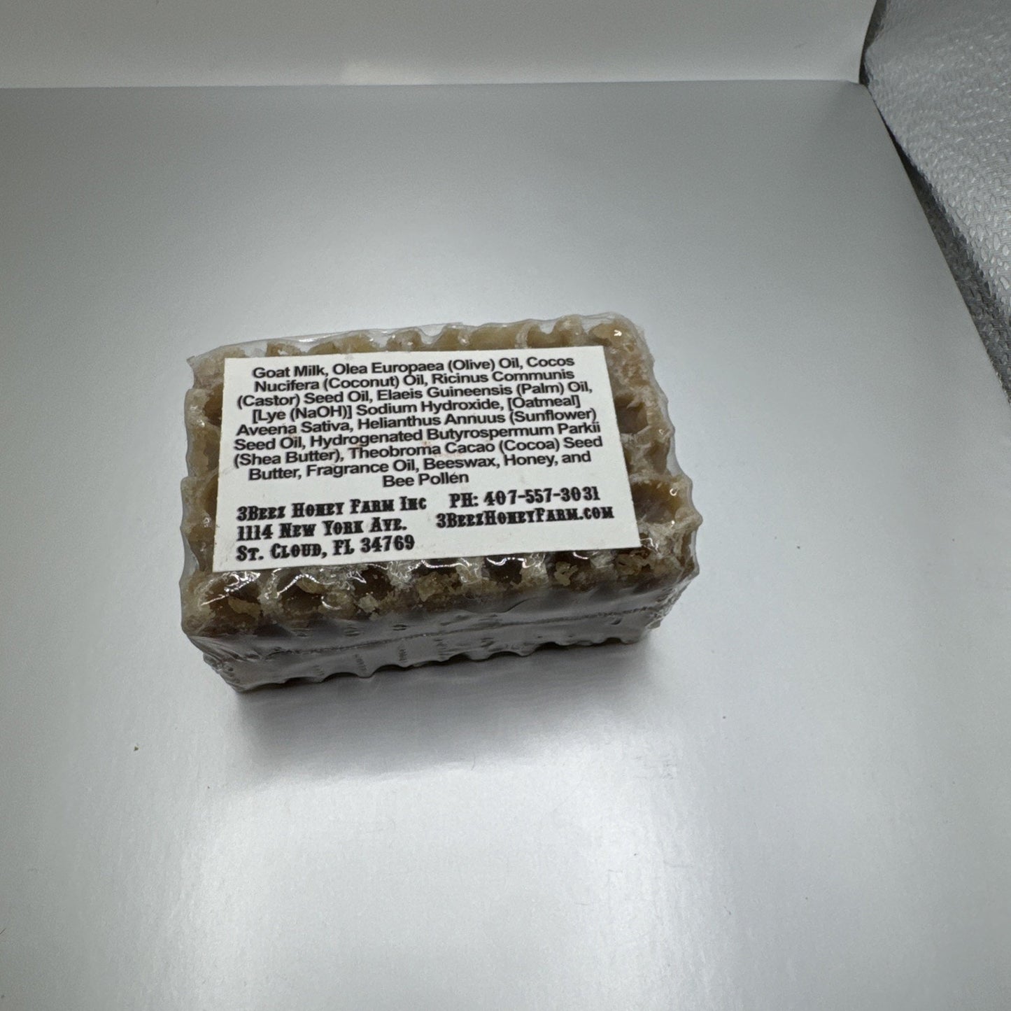 3 Beez Honey farm Goat milk With oatmeal honey bar soap 5.6oz A1