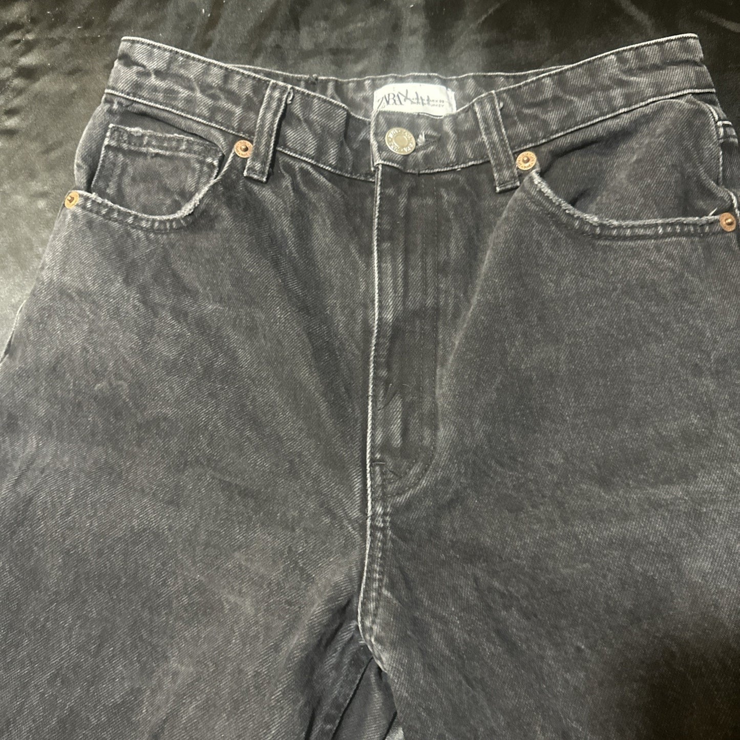 Zara High Rise Black Denim Jeans Cotton Sz 8 Turkey Straight Distressed 29x30