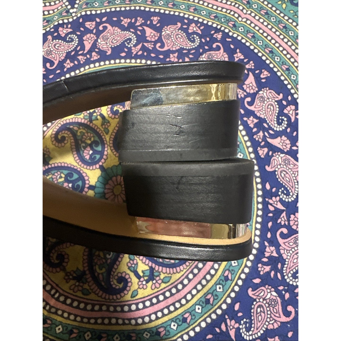 Vince Camuto Strappy Leather Slip on Sandals Gold Accents Heavy Heel Size 8.5