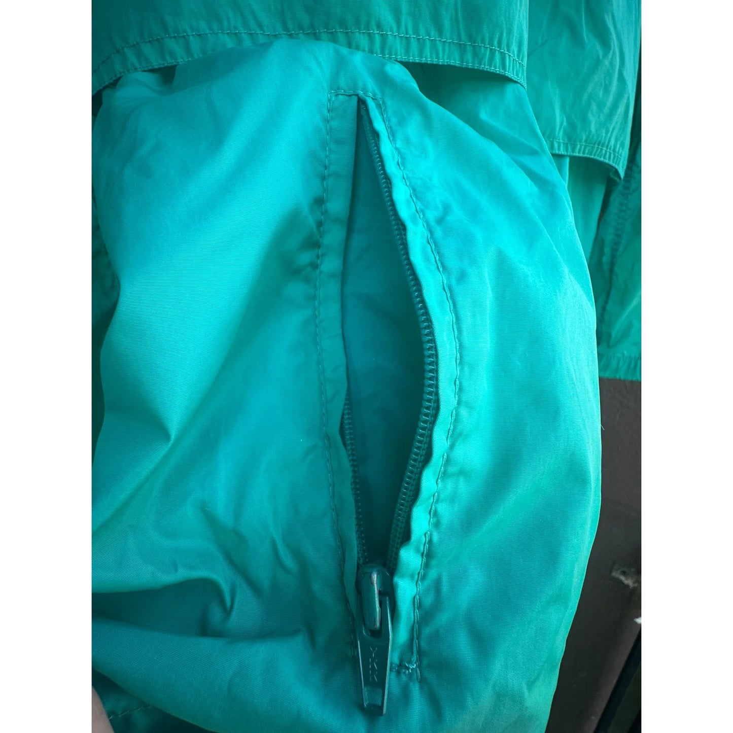 Eddie Bauer Vtg Nylon Windbreaker Jacket Women's L Teal Full Zip Hooded Coat