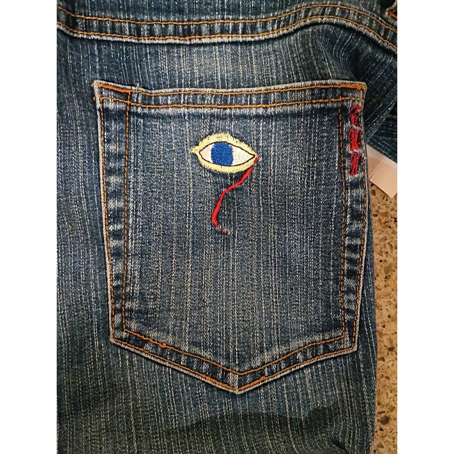 Women's E.M.A. Regular Fit Jeans Denim SIZE 35.5 -9 Light Wash B5
