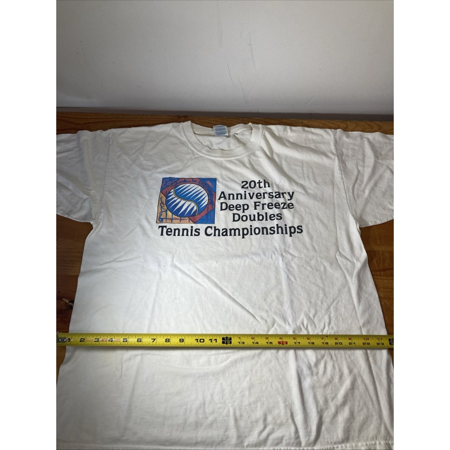 20th Anniversary Tennis Championship Graphic White Gildan XL T Shirt B6
