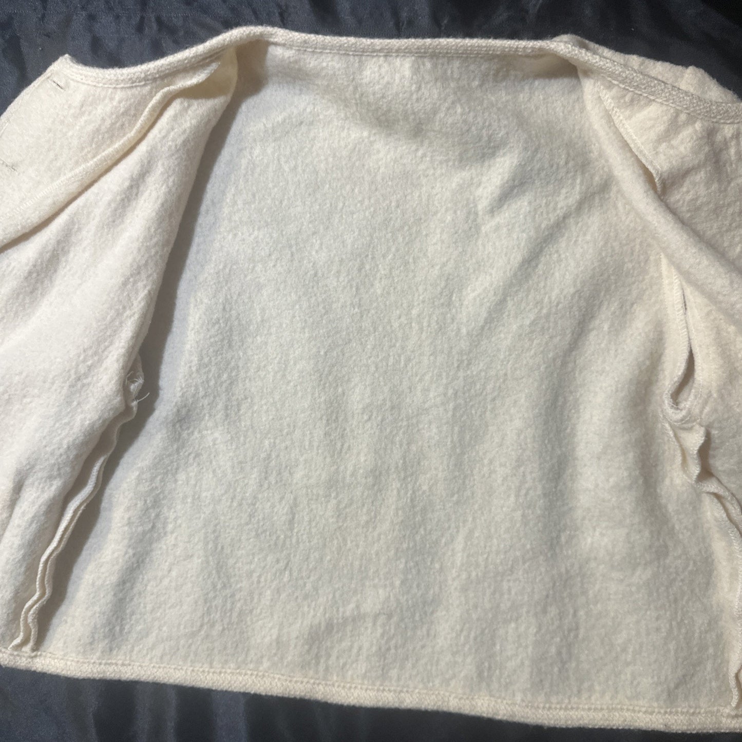 Vtg Wool Cardigan Sweater Women’s XS PTP 17.5 Long Sleeve Button Front Abalone