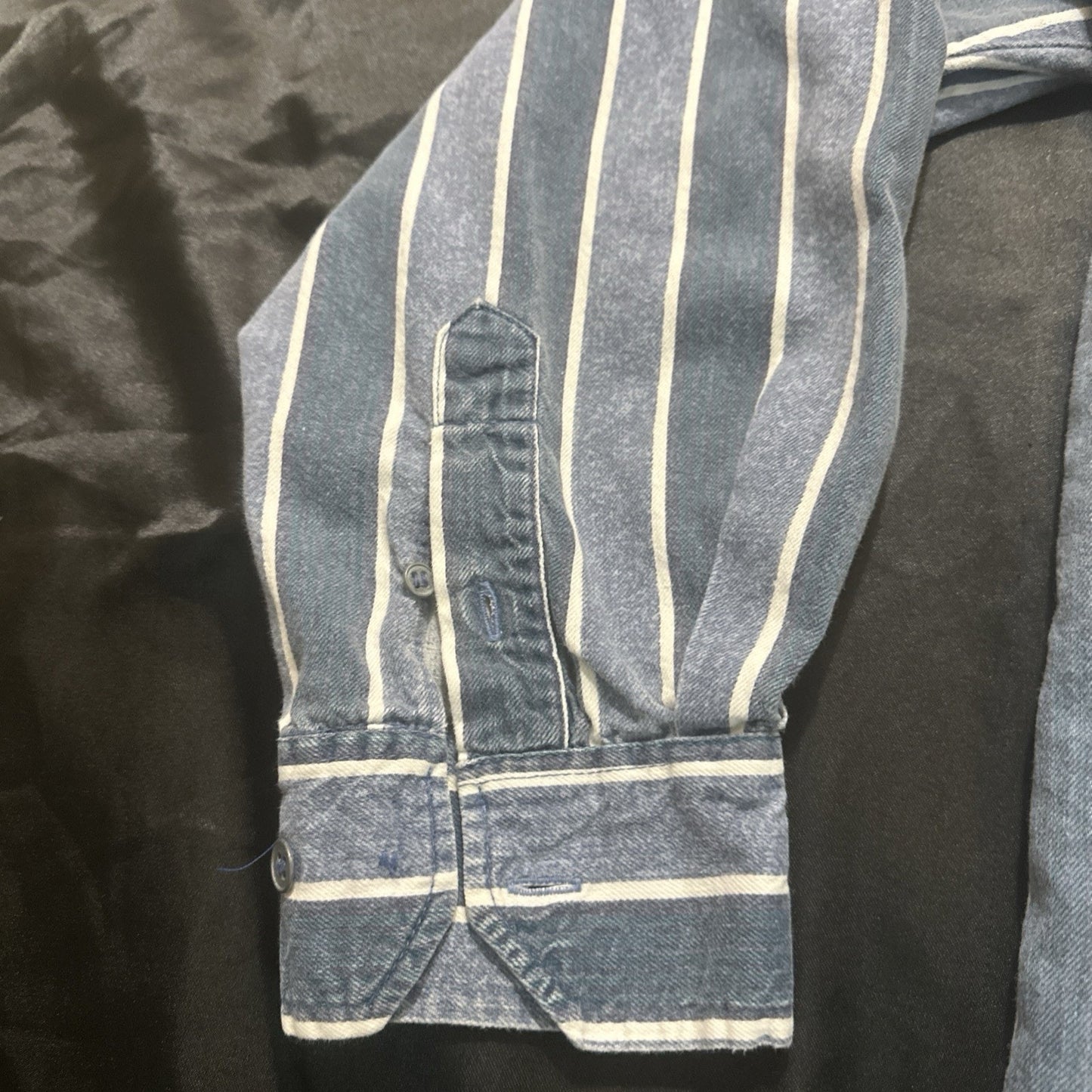 Vtg Heavy Cotton Button Down Shirt Blue Stripes L/XL 25" PTP High Quality 1A01