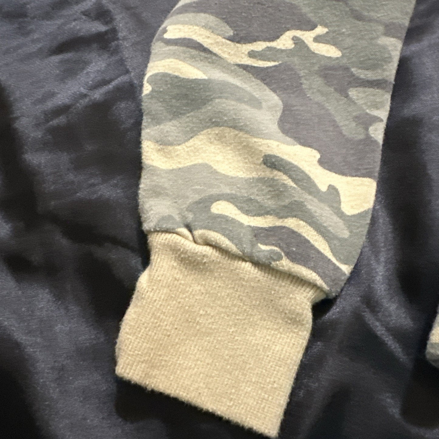 Dickies Pullover Hoodie Cropped Sweatshirt Camo Size M Women's 1A22