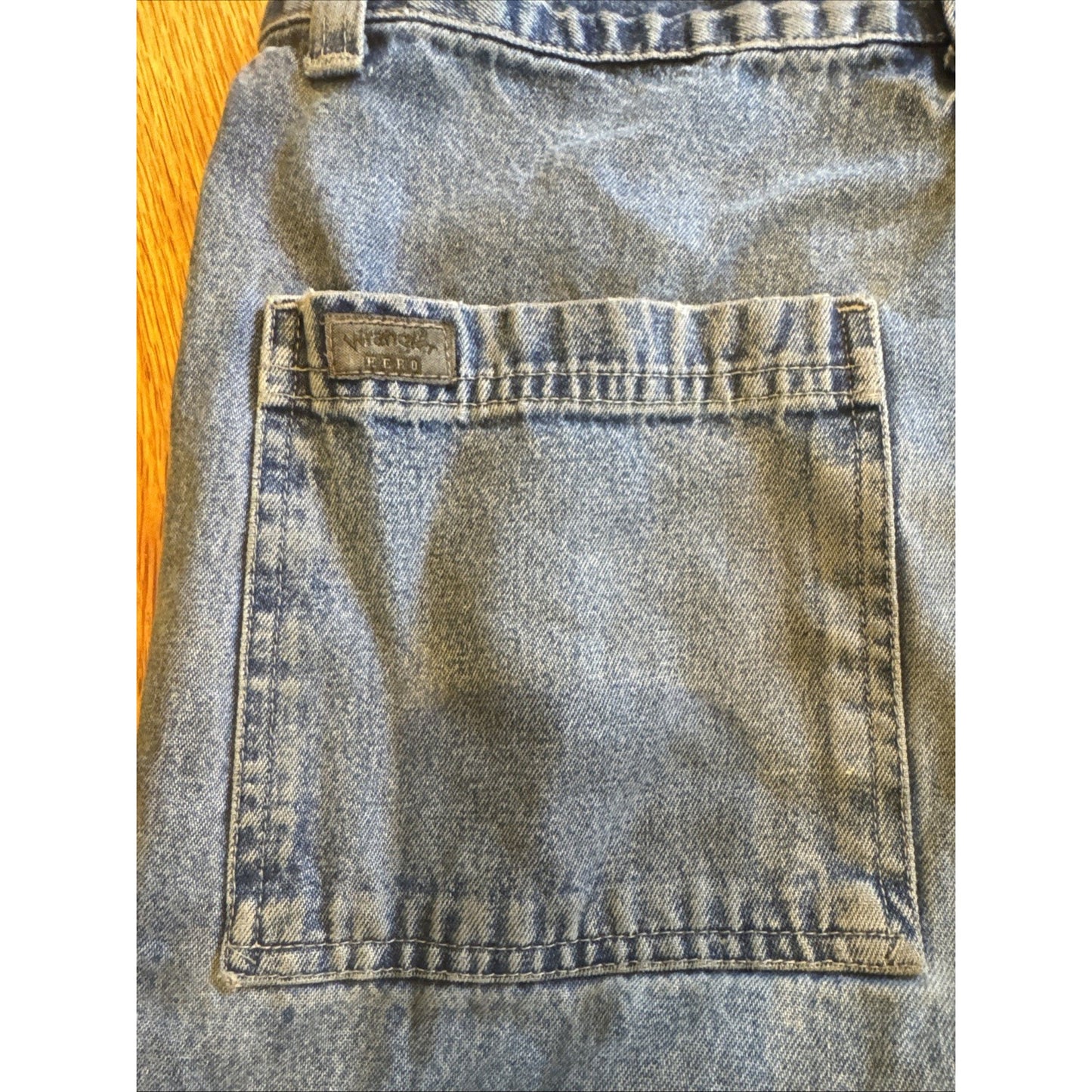 Wrangler Cargo Jeans Men Size 32x32 Pockets Straight Leg E3