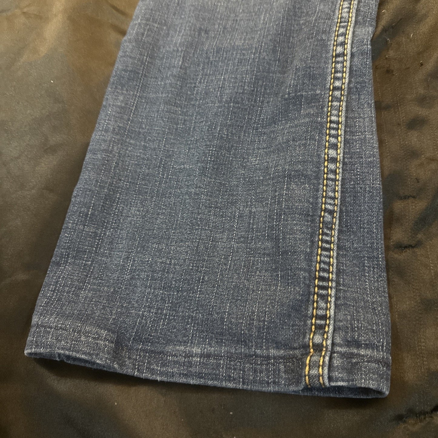 Vtg Wrangler Bootcut Blue Denim Jeans 32" Inseam Women's Size 1/2 1B12