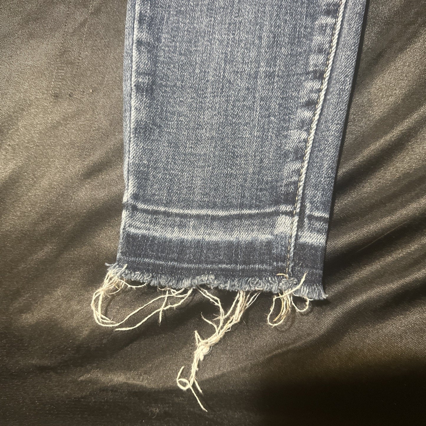 Judy Blue Los Angeles Size 5/27 Skinny Jeans Women’s Medium Wash Cotton