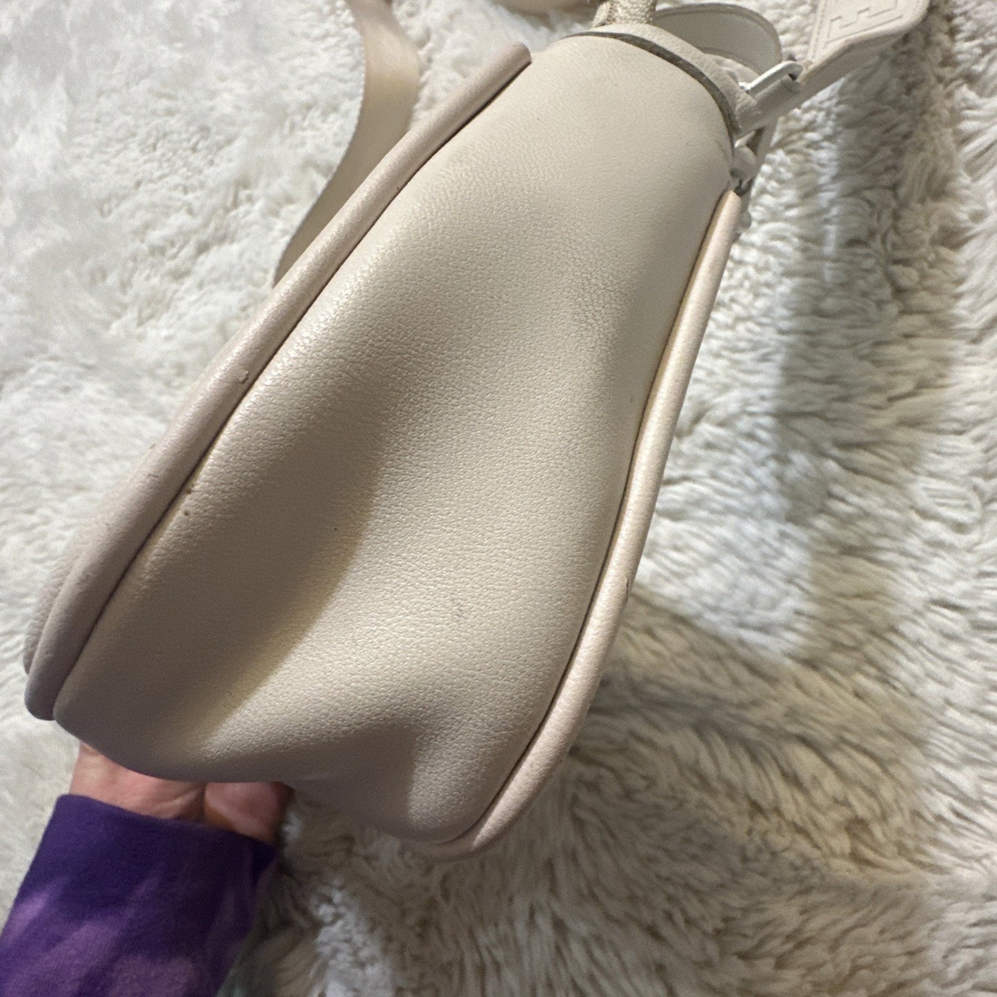 Steve Madden White Faux Leather Crossbody Bag Purse SM Monogram Logo White Y2K