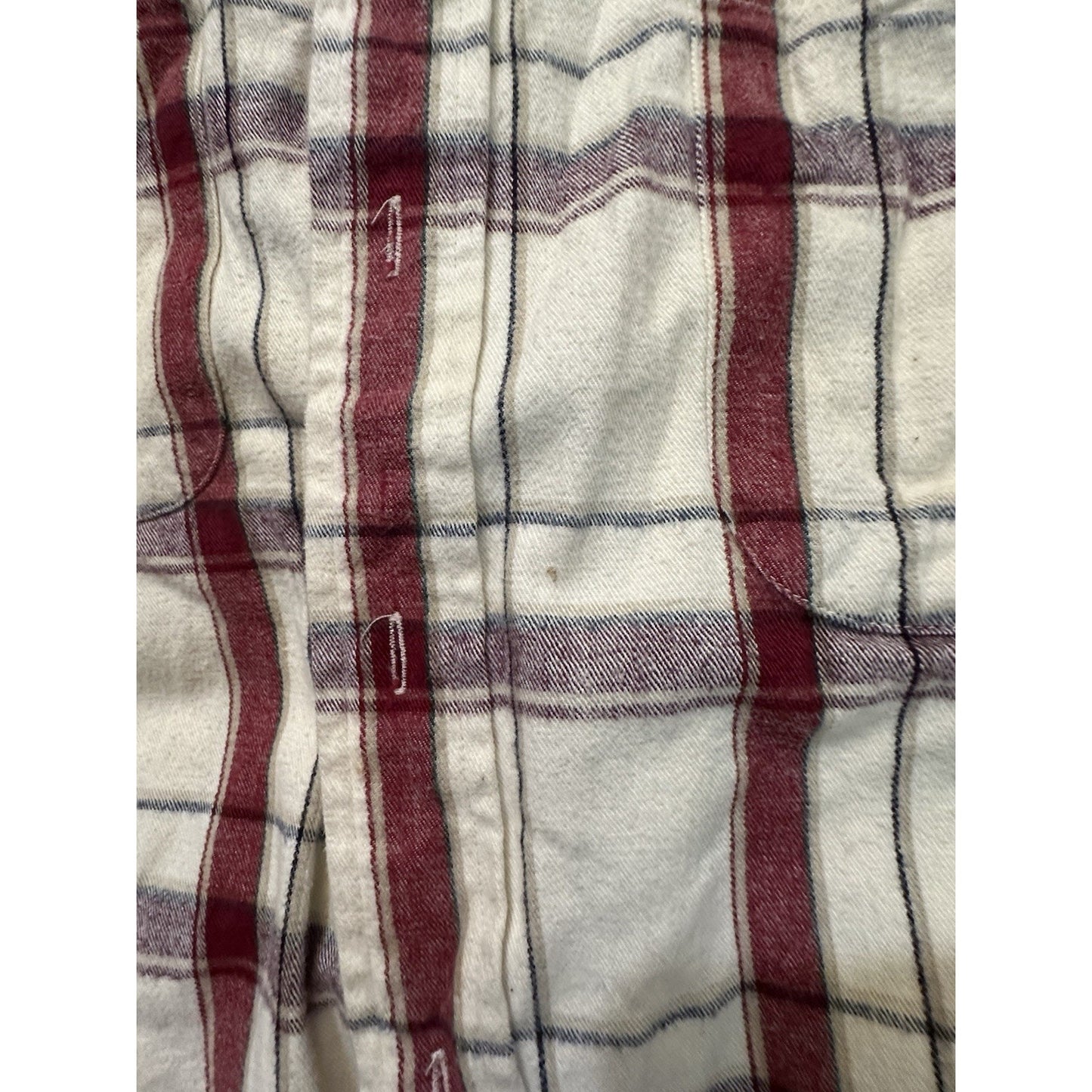 Vtg St. John’s Bay White Red Soft Flannel Size XL Brushed Twill 100% Cotton USA