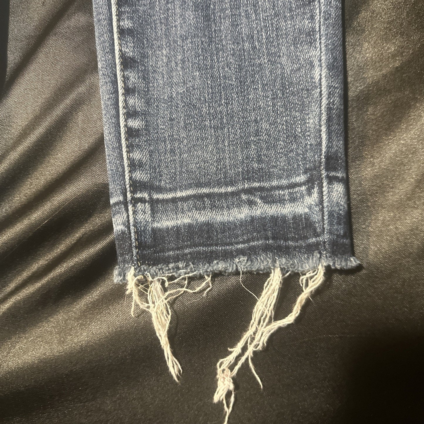 Judy Blue Los Angeles Size 5/27 Skinny Jeans Women’s Medium Wash Cotton