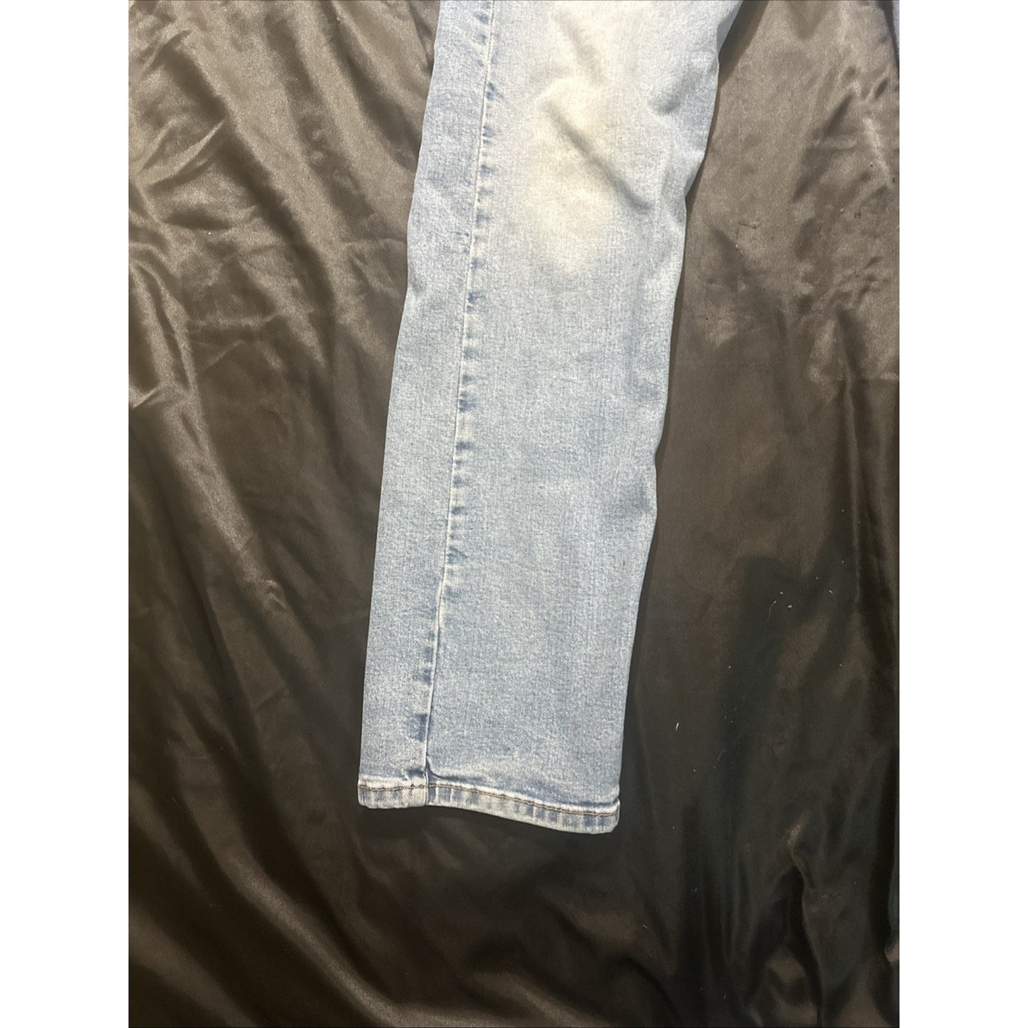 Levi's 505 Mens 36x32 Blue Denim Jeans Lightwash Cotton 1D08