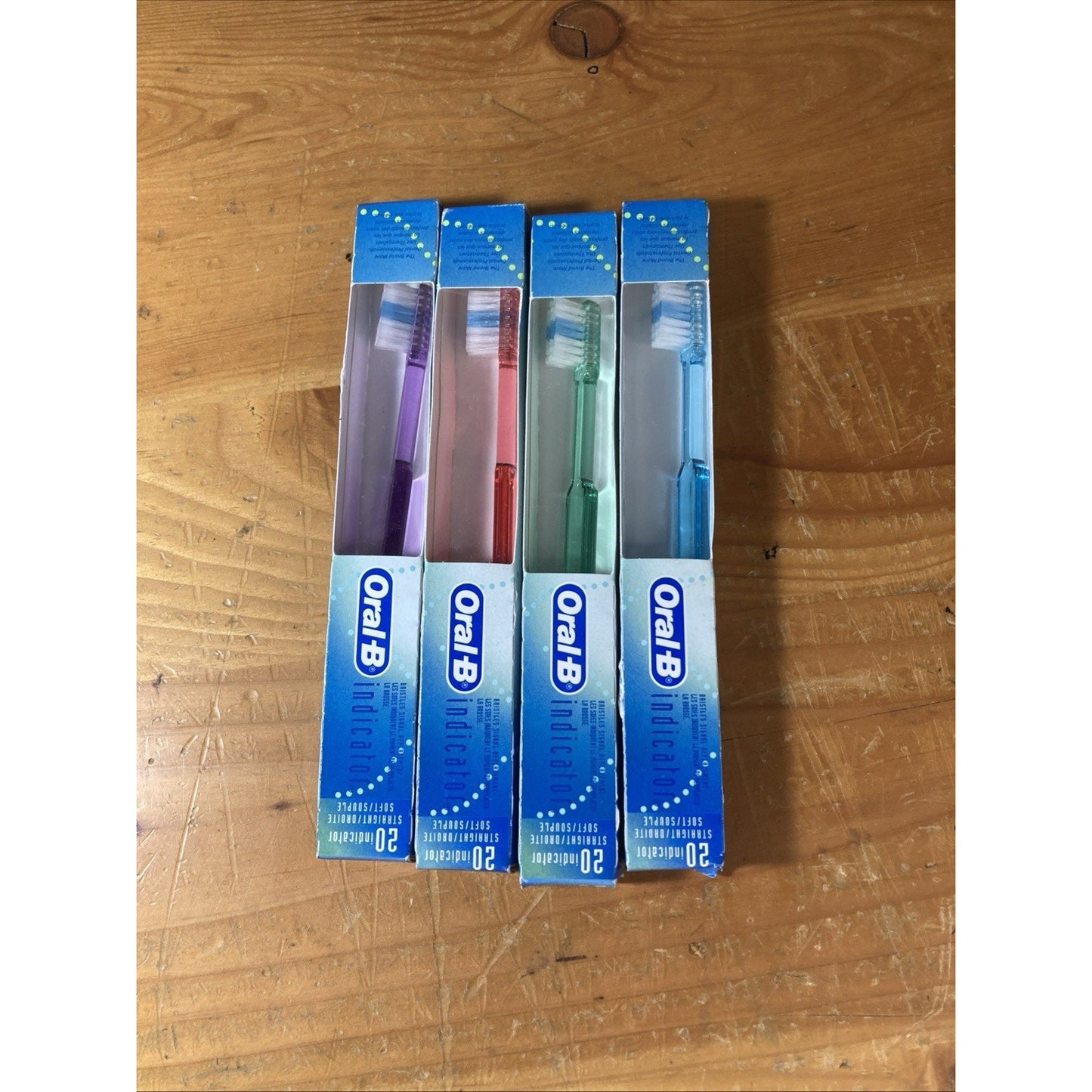 4 VTG 2005 Oral B 20 Indicator Straight Angle Compact Soft Bristles BGRP E1