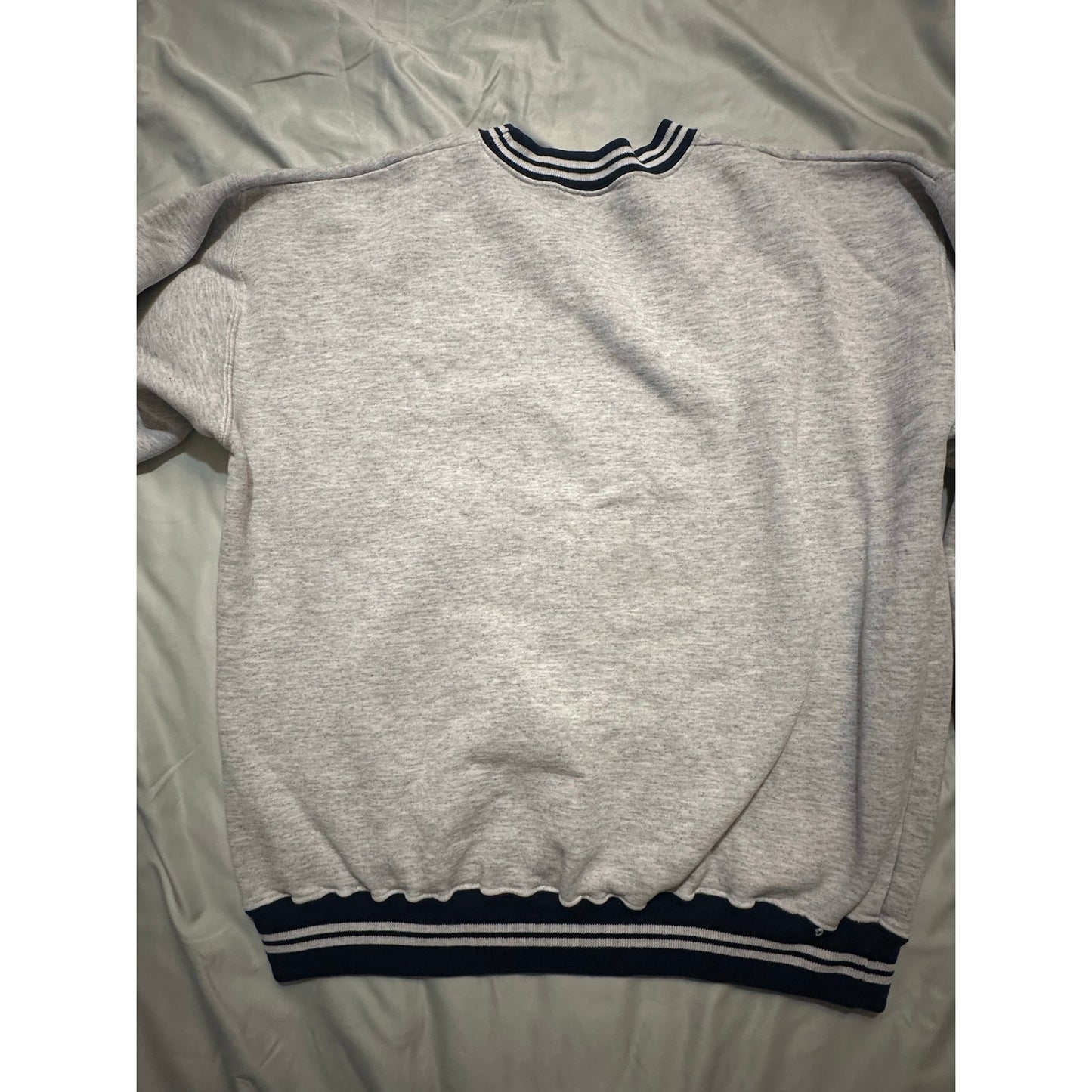 Vtg Dodger Iowa Hawkeyes Pullover Sweatshirt Size L Gray Navy Blue Ringer USA