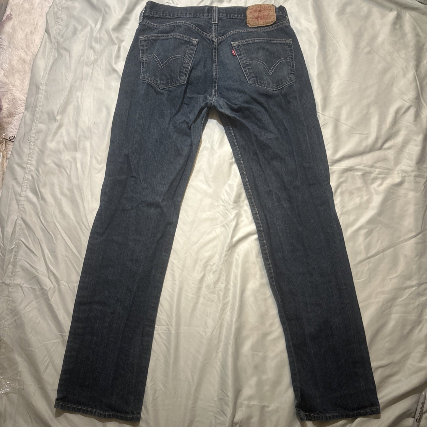 Levi's 501 Button Fly Mens 32x34 Dark Wash Denim Jeans 100% Cotton Straight 2A07