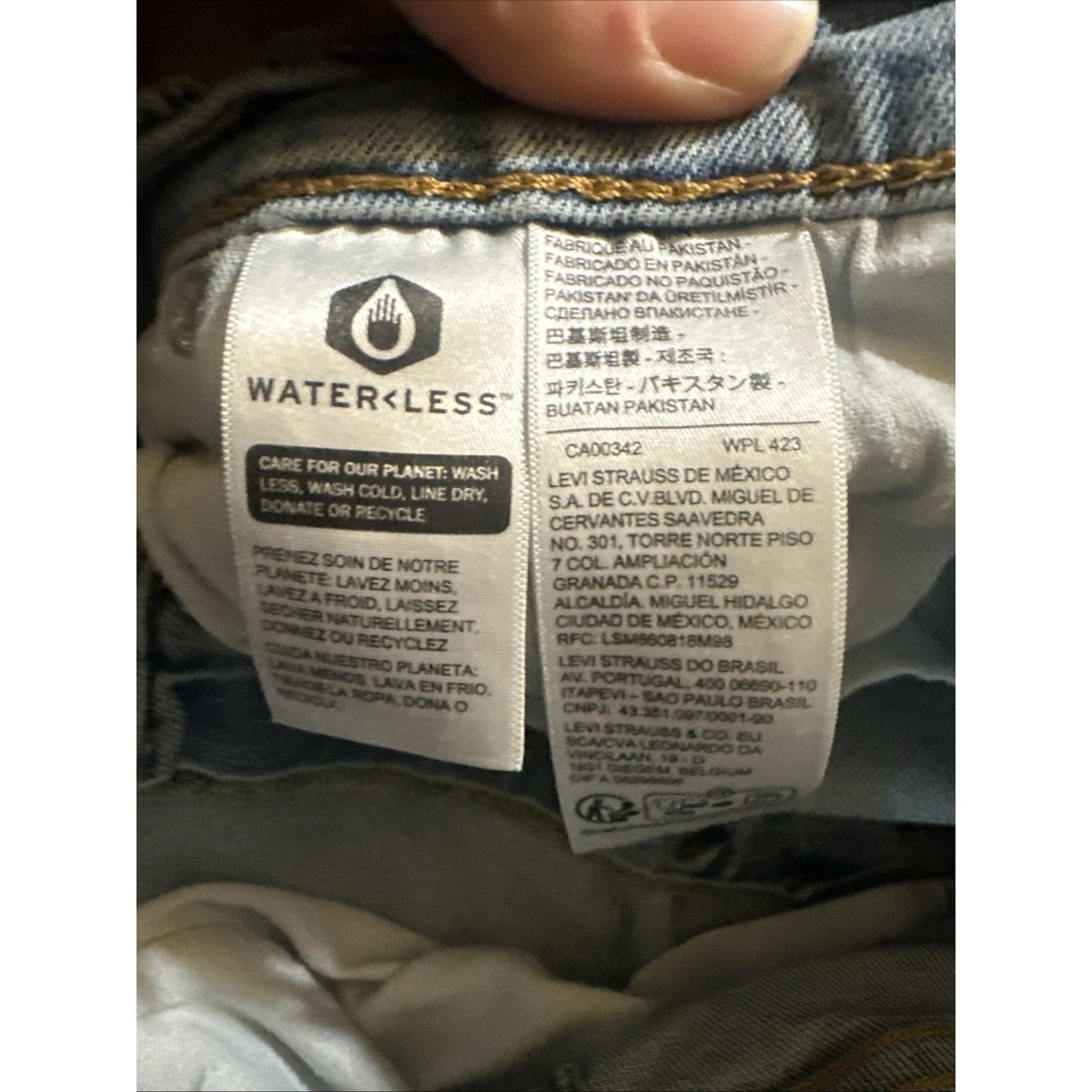 Levi's 505 Mens 36x32 Blue Denim Jeans Lightwash Cotton 1D08