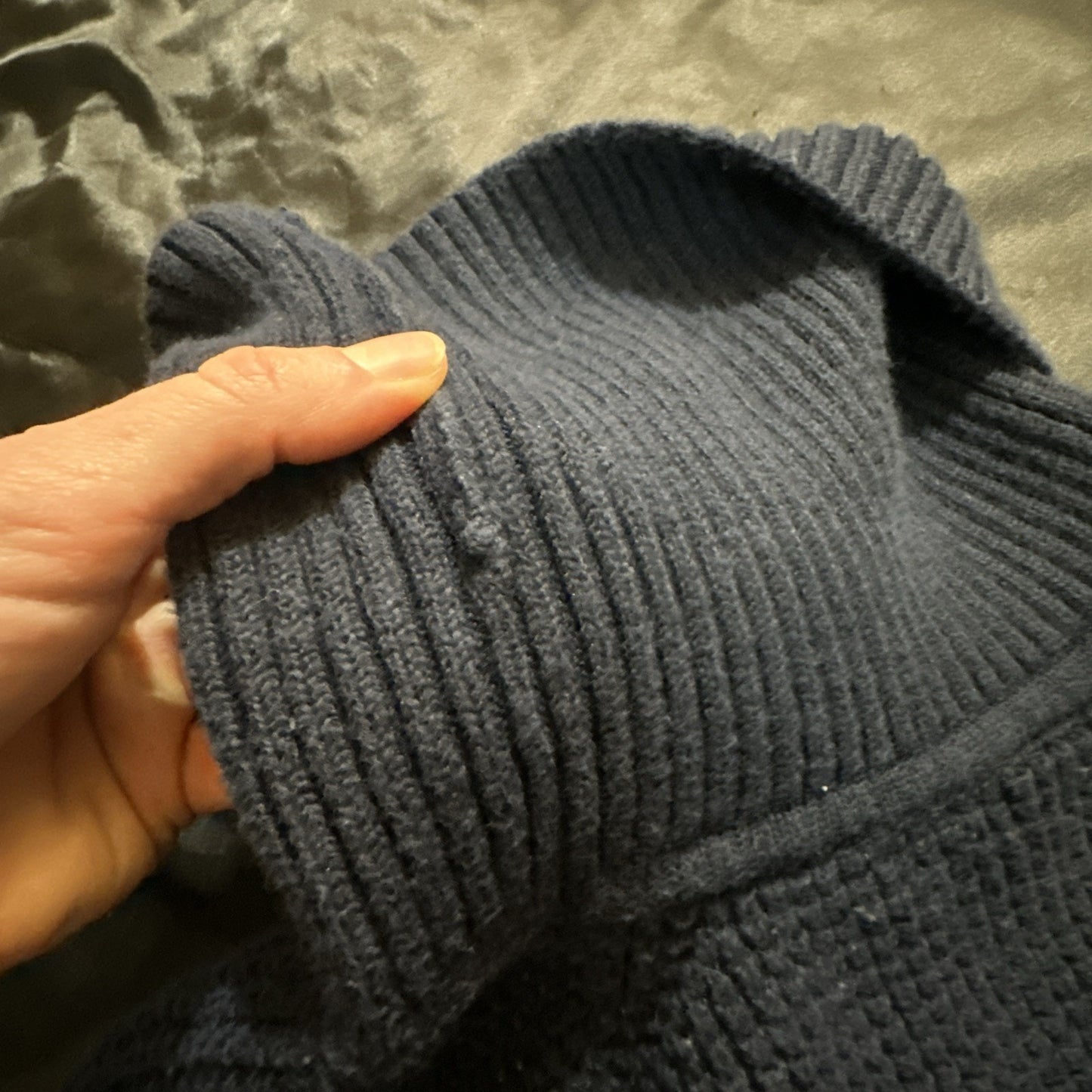 Vtg LL Bean Turtle Neck Knit Sweater Womens M 19" PTP Navy Blue 1A20