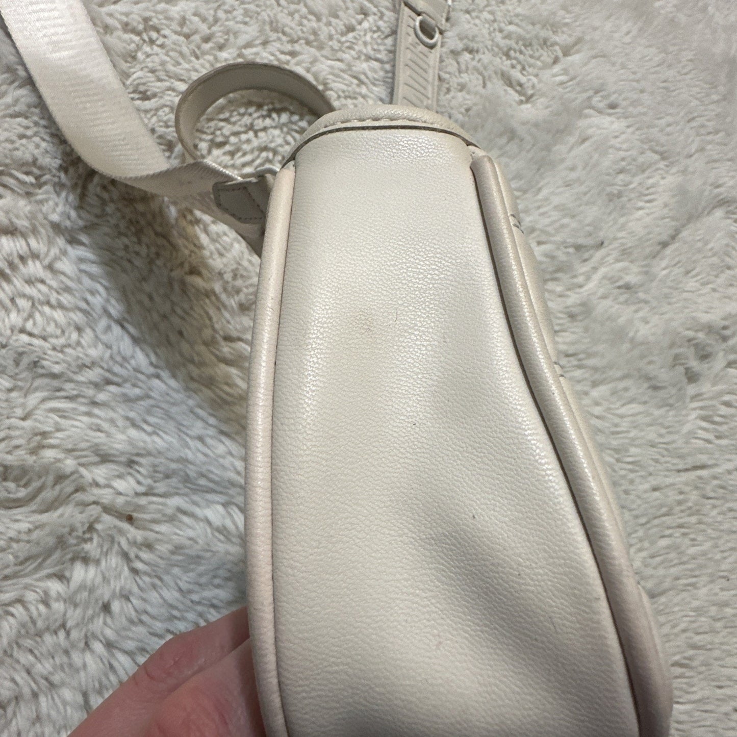 Steve Madden White Faux Leather Crossbody Bag Purse SM Monogram Logo White Y2K