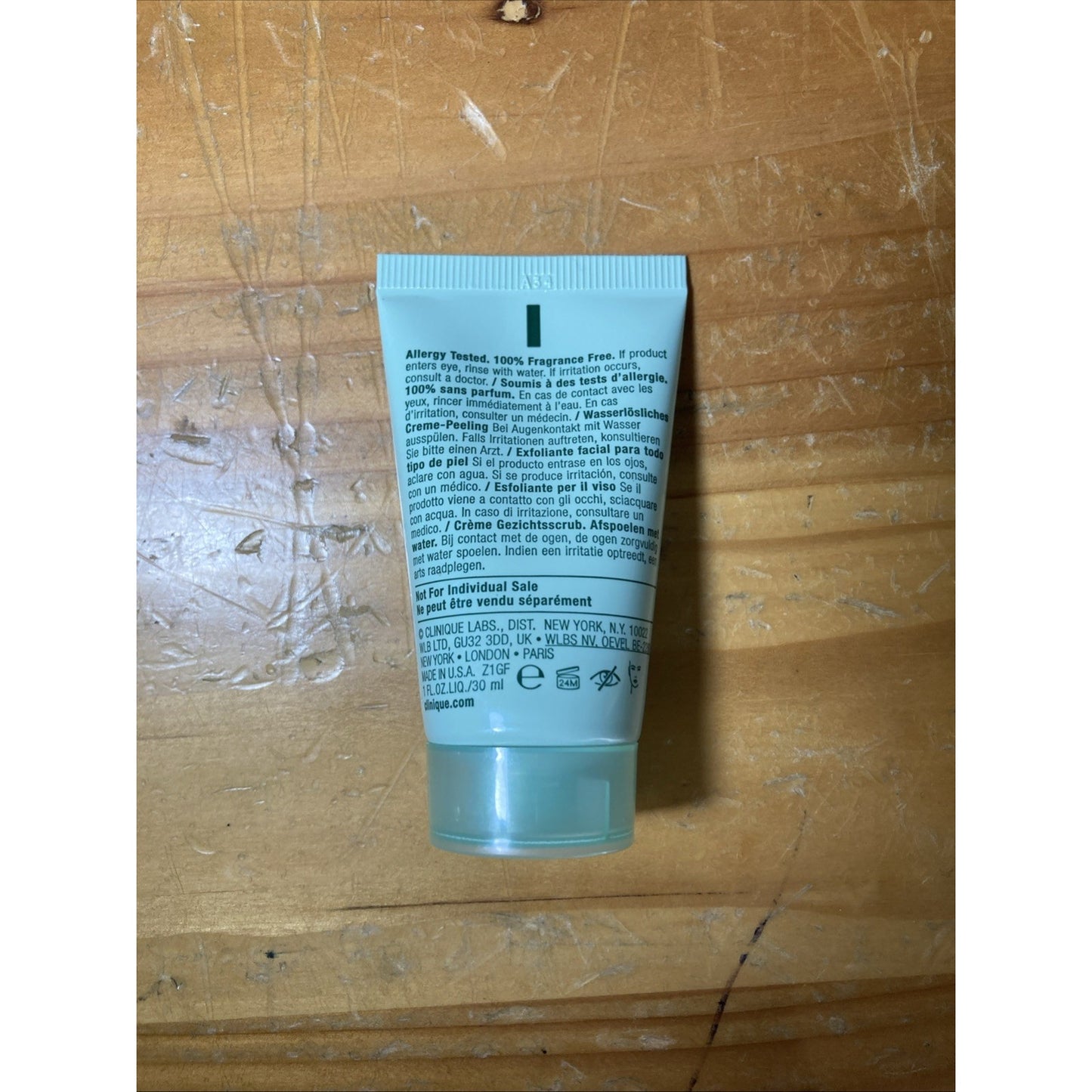 1 Dramatically Different Moisturizing Lotion 1 7 Day Scrub Cream Clinique 1oz E1