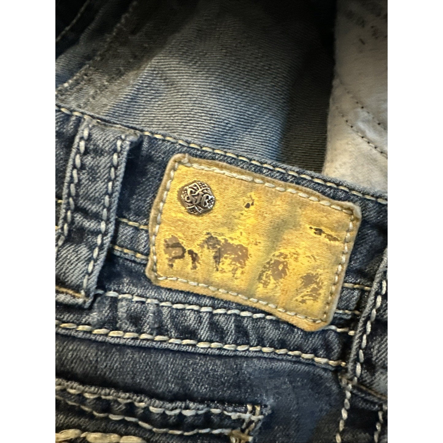 Silver Jeans Y2K Fashion Distressed Women's 30x32 Embroidered Bootcut Fair 1B26