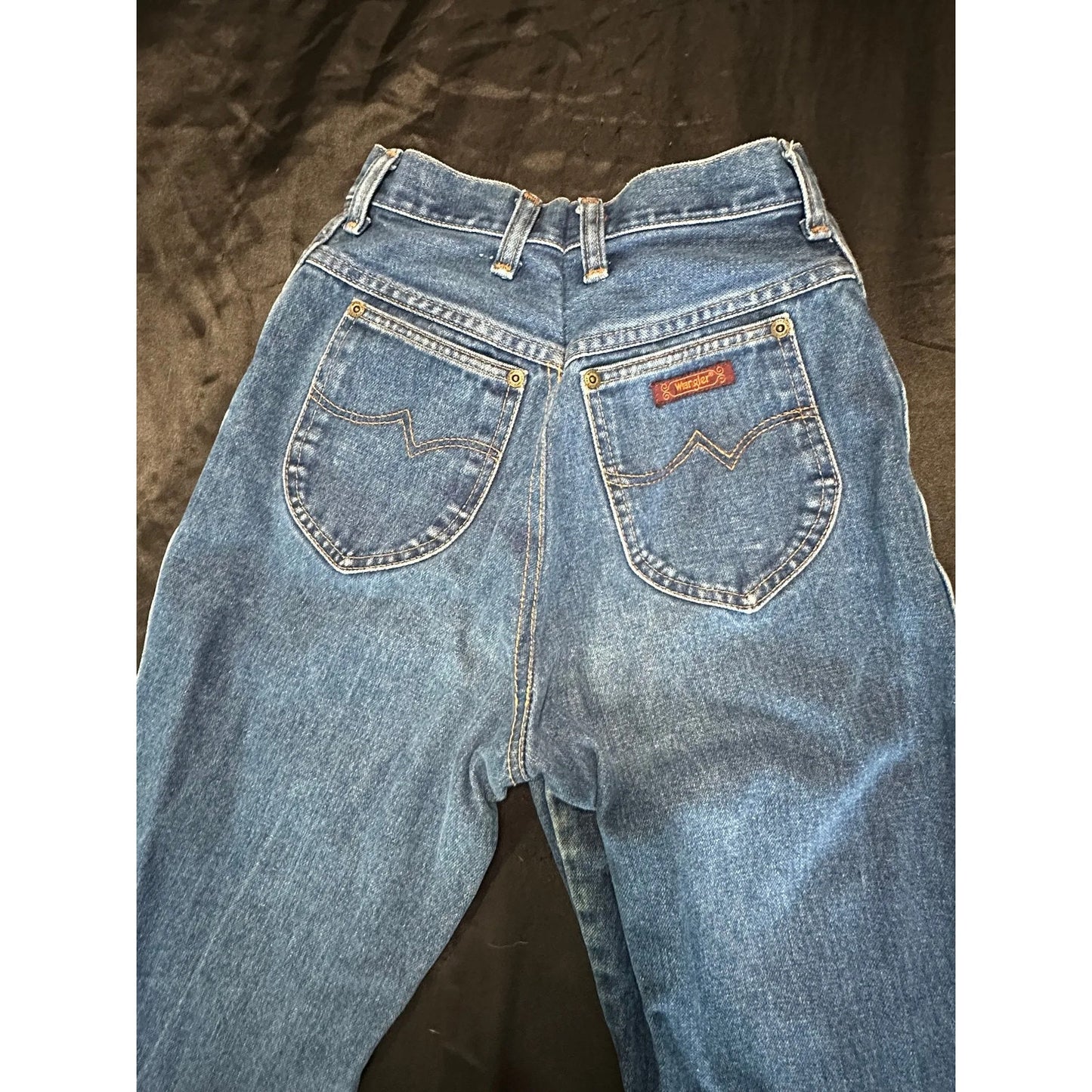 Wrangler Womens Vtg High-Waisted Jeans Size 8 Medium Wash Denim 24x26