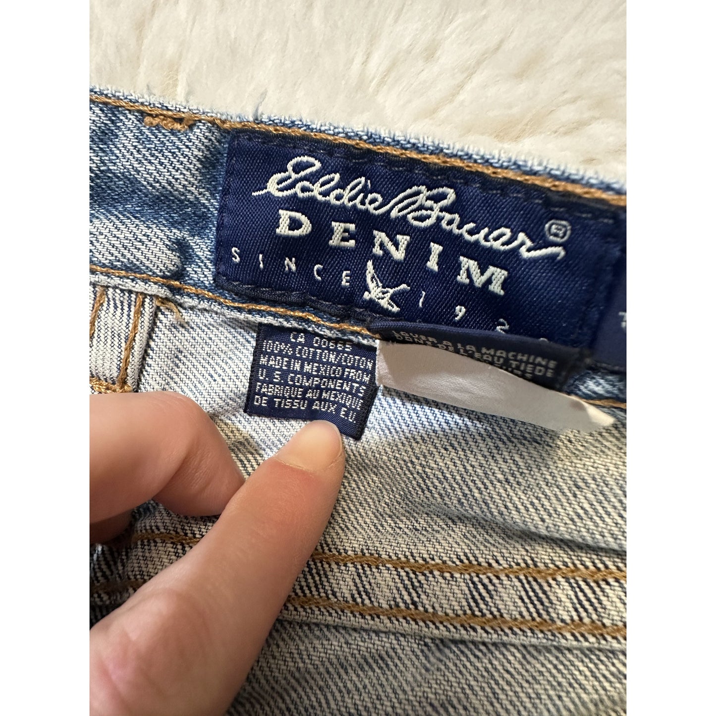 Eddie Bauer Vtg Blue Denim Mom Jeans Size 6 Tall 27x32 Light Wash High Waist